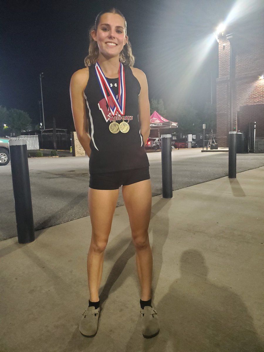 Is Taylor Tarpley the Energizer Bunny in disguise? Winning races like it's nobody's business and nearly acing that 40/40 score! 🐰🐾 3x First place finishes and 1x Second! Talk about chasing perfection! @WHSAthletics_ @WHSDistance @FayetteSports @TaylorTarpley3