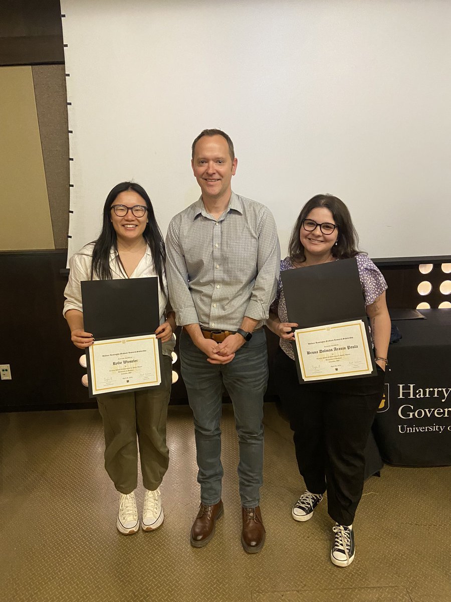 Very proud of Rylie Wieseler (<a href="/rylie_y_w/">Rylie Wieseler</a>) and Bruna Dalmas (@brudalmas) and the other award winners at the Truman School awards ceremony.