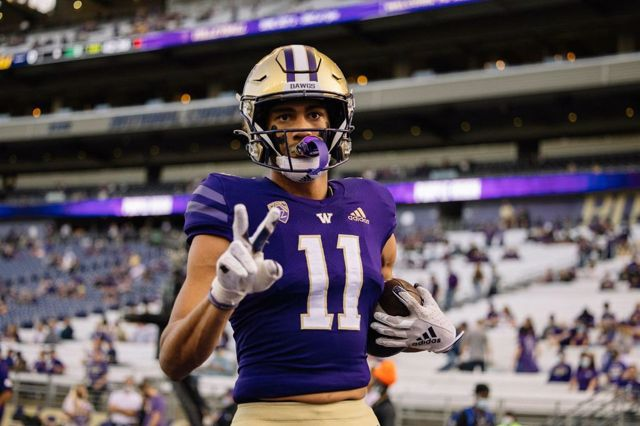 Buccaneers select Washington WR Jalen McMillan with No. 92 overall pick.