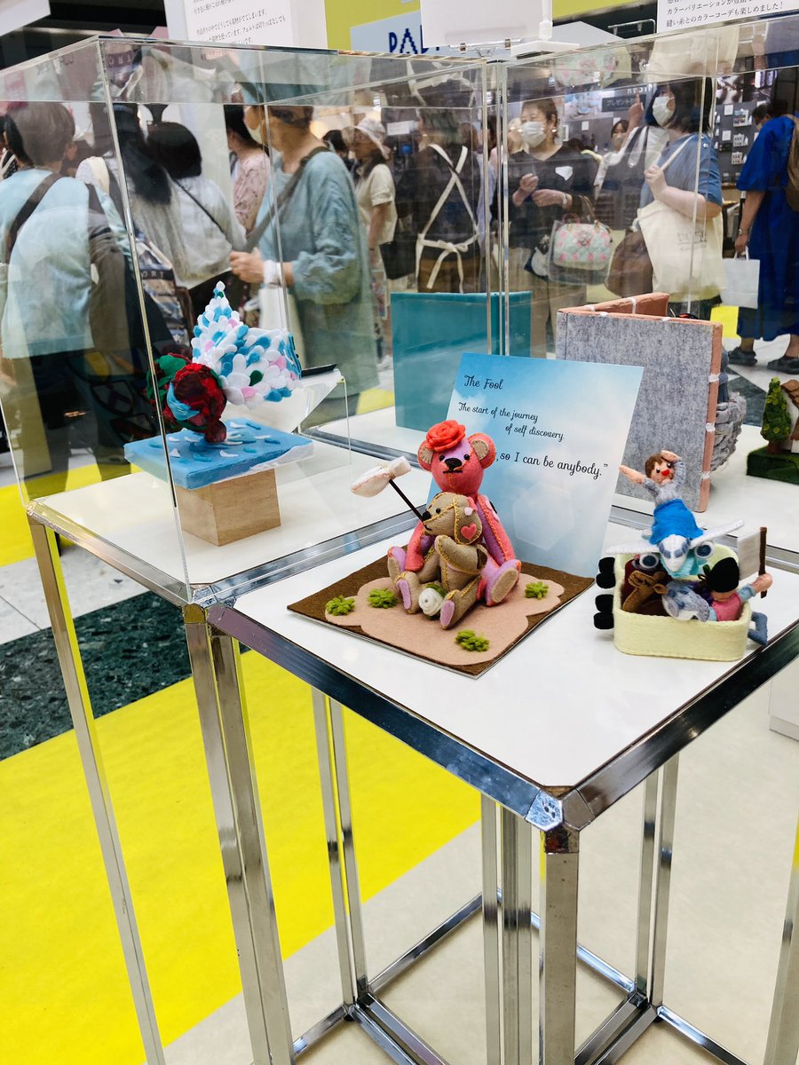 someconosuke's tweet photo. #日本ホビーショー 
行って参りました！
自分の作品が、展示ケースに入っている姿に…
だいぶ感動🥺✨

#サンフェルト さんのブースに
展示していただいてます！

詳細は@SUNFELT コチラ！ https://t.co/kezEJ2LgBN