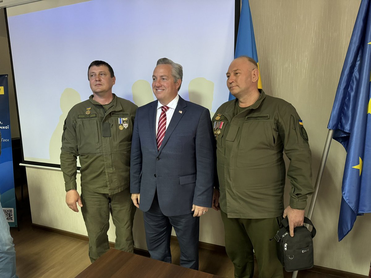I had an extraordinary visit with a Commander and fighters near the front line of the Ukraine-Russia War. One of the battalion fatality rates is 80%. I shared a way forward that saves lives and improves quality of life for all.