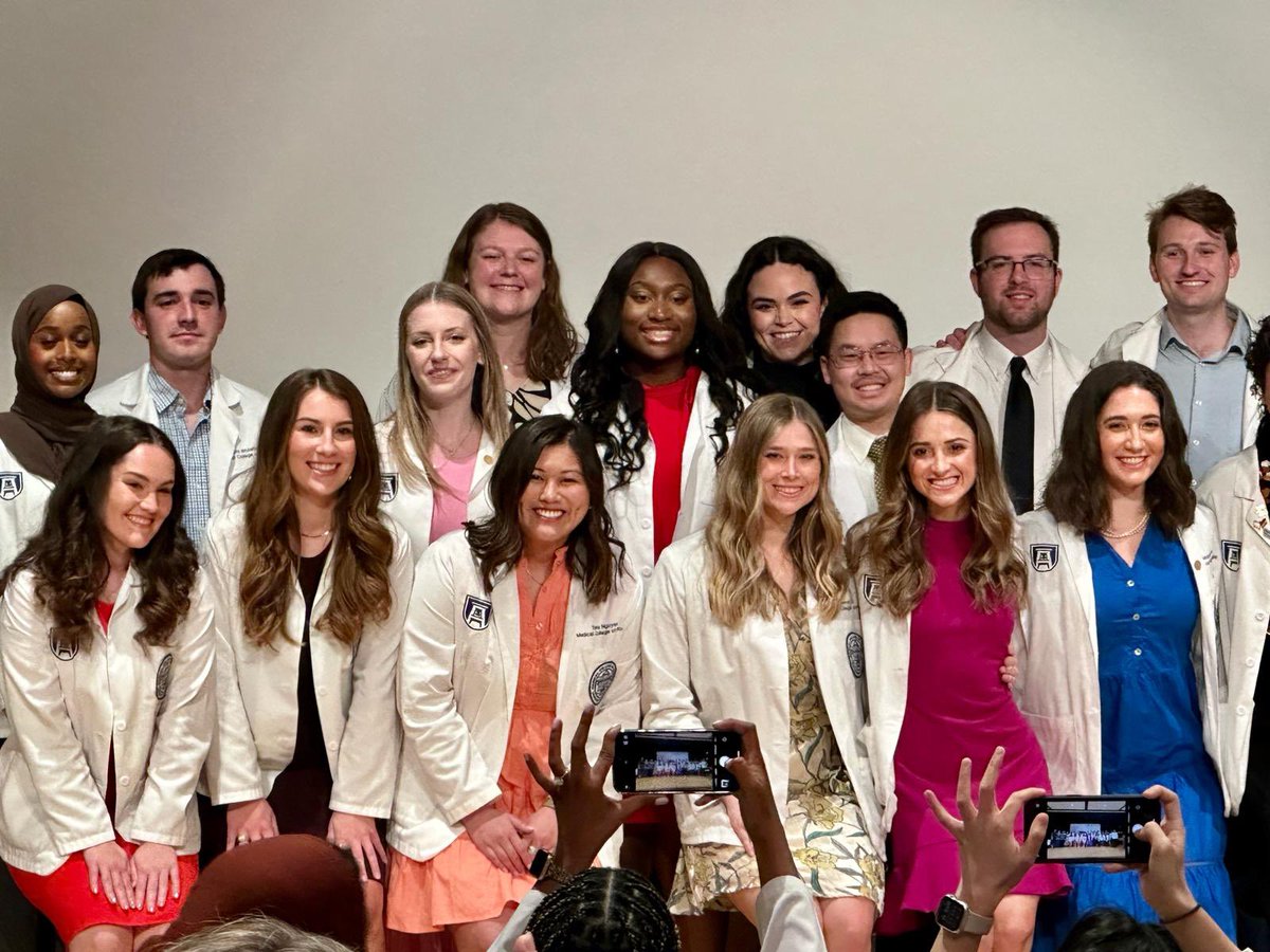 Queen Abure tweet media