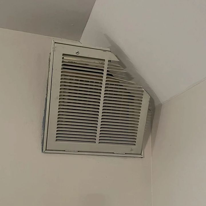 This wasn't planned out very well... 😂

#hvactech  #hvaclife #hvachack  #hvac  #hvachacks   #hvacproblems #hvacquality  #hvaclyfe #hacked  #airconditioning #hvacfails #epicfails