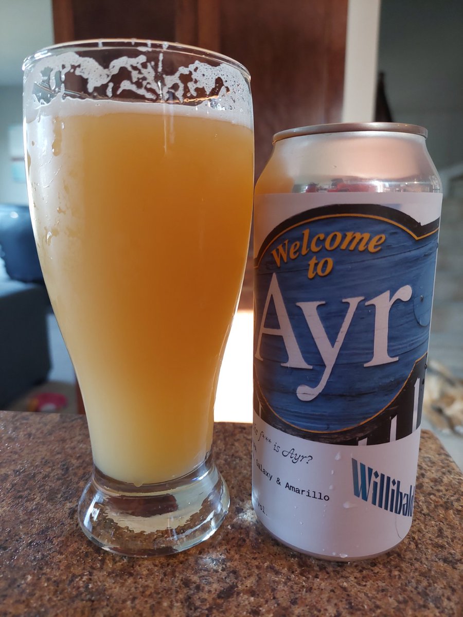 Where the f*** is Ayr? No clue! If I have a few more of these I won't know where I am either! Nice hazy TIPA with a classic hop trio: Citra, Galaxy and Amarillo. Thick and juicy...fantastic job Willibald! 🍻 @beerventure86 @Bertrand_Boily @greatbigkid_eh