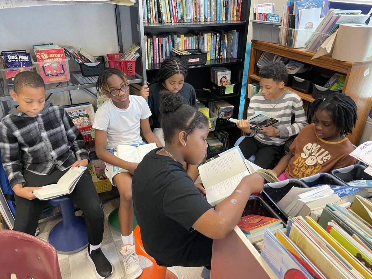 Katie Carlson tweet media