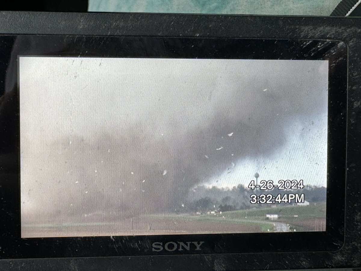 Minden, Iowa has been hit by a Violent #tornado #iawx @MyRadarWX