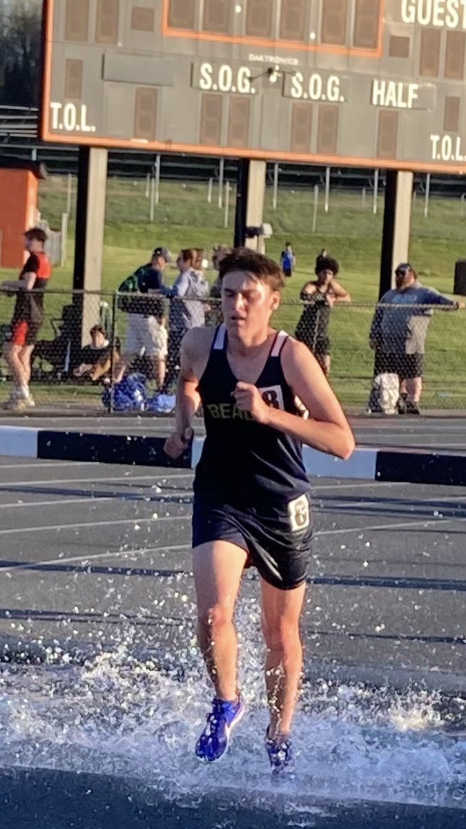 Dylan Hetrick goes 12:31 in his season debut in the 3000 meter Steeplechase - good for 7th place and some great photos!