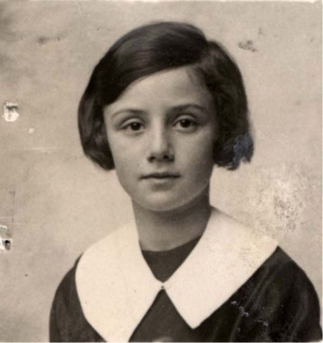 27 April 1925 | A French Jewish girl, Paulette Bloch, was born in Paris. On 31 July 1944 she was deported from Drancy to #Auschwitz. She did not survive.