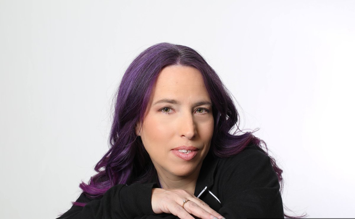 madcapbrushwork's tweet image. 🤔 Got a burning question you've been dying to ask? 🤔 Well, now's your chance! 😂 Whether it's about my crazy life or just a random thought, I'm an open book and ready to spill the tea ☕️ So go ahead, don't be shy, ask me anything! 🙋‍♀️ #AskMeAnything #FunnyQuestions #NoFilt...