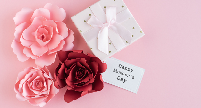 With Mother’s Day just around the corner, here are seven thoughtful, easy gift ideas to show Mom your love and appreciation on her special day. hubs.ly/Q02vf1W80