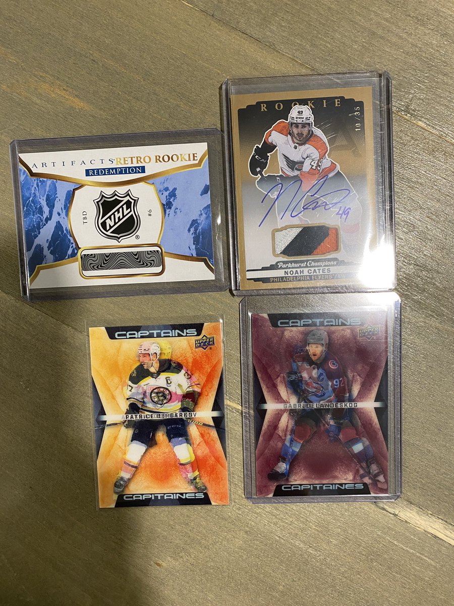 @a_pep11 @4thLinePlugsRG @MikeJoach1m Prices include shipping in 🇨🇦
- 23/24 Artifacts Retro redemption (Luke Hughes) $20
- 22/23 Noah Cates Parkhurst auto patch /35 $40
- 23/24 TH Captains Bergeron/Barkov$ 13
- 23/24 TH Captains Sakic/Landeskog $16