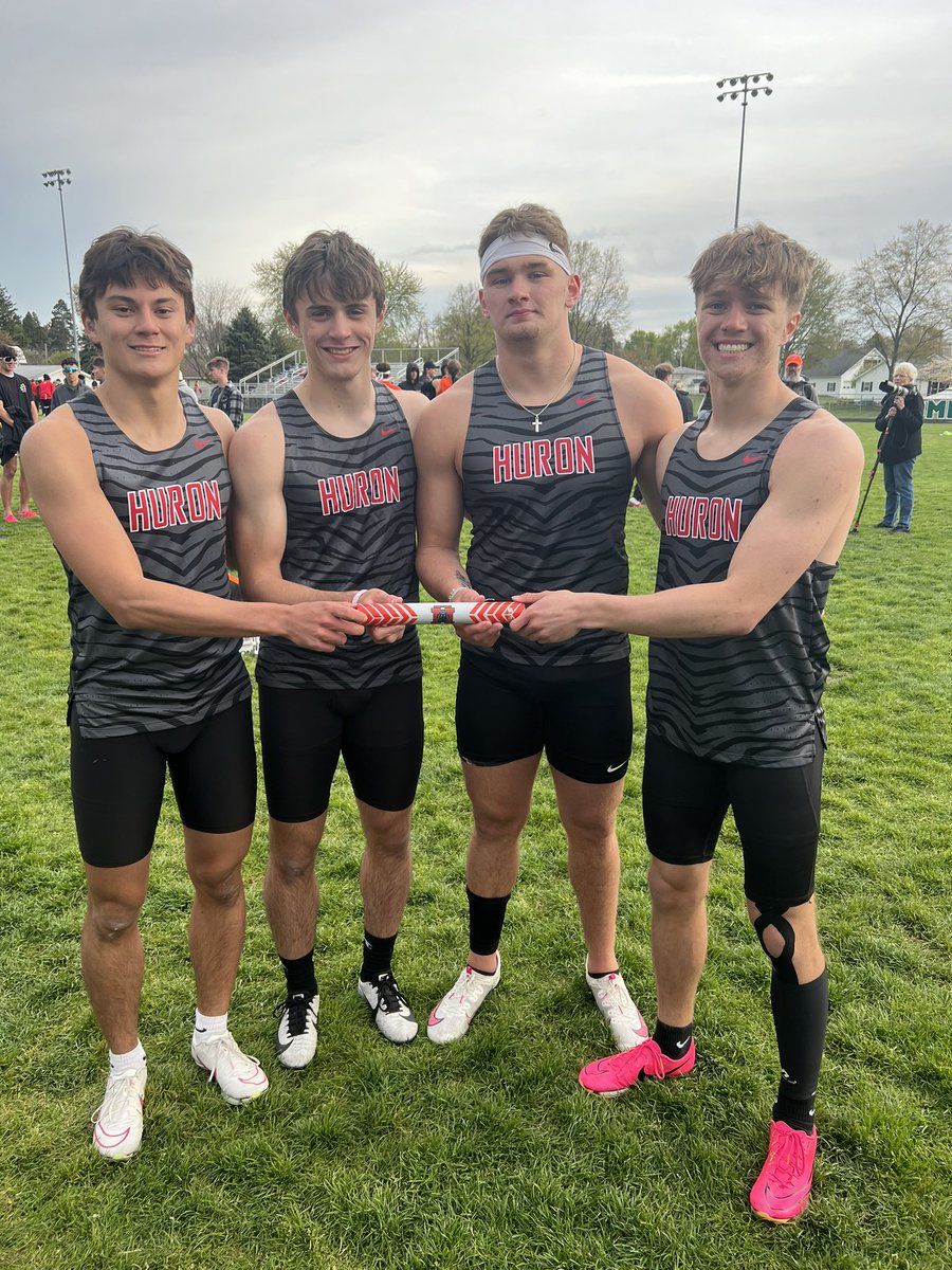 These boys COOKED! 🔥🔥🔥They crushed the previous meet record at the Margaretta Invite in the 4x200 set by last year's Huron squad, running a 1:27.65, the 2nd fastest time in school history! 🐯⚡️🐯 @OHMileSplit