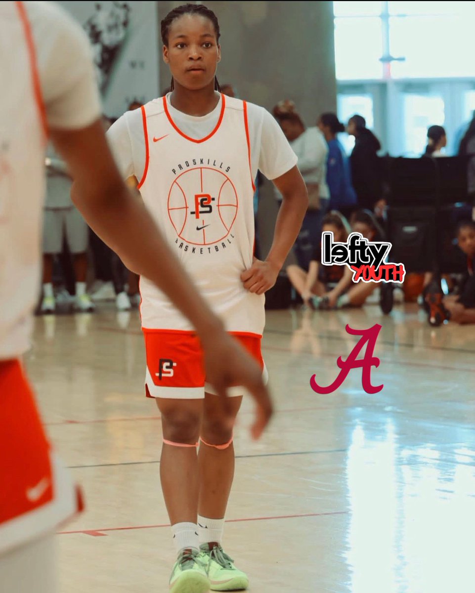 8th grade 5’10 PG Arianna Robinson Receives An Offer From Alabama #SuddenExposure