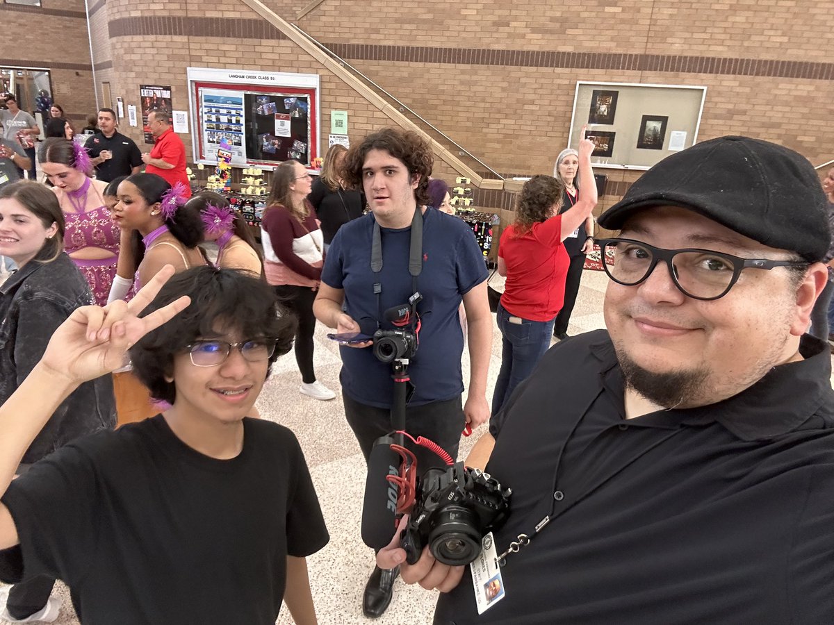 Lobo Media getting them memories  for LCHS 40th Anniversary. <a href="/langhamcreekhs/">Langham Creek High</a>