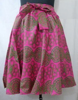 Print Midi Skirt 
divasdenfashion.com/products/print…

#DivasDenFashion #africanprint #africanprintskirt #africanprintmidi #pinkmidi #goldmidi #africanprint #printmidi #dashikiprint #curvygirlsrock #PlusFashion #casualfashion #fullfigured #teamcurvey #plussizefashion #petitefashion #culture