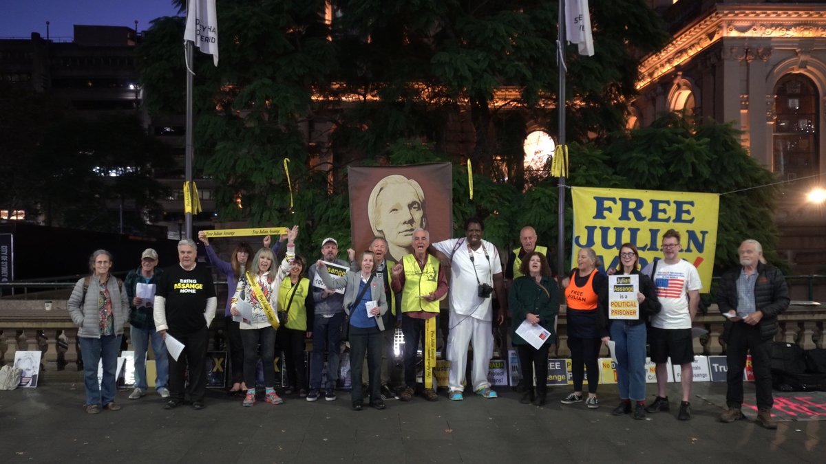 Julian Assange Sydney Town Hall gathering last night! #HelpFreeAssange