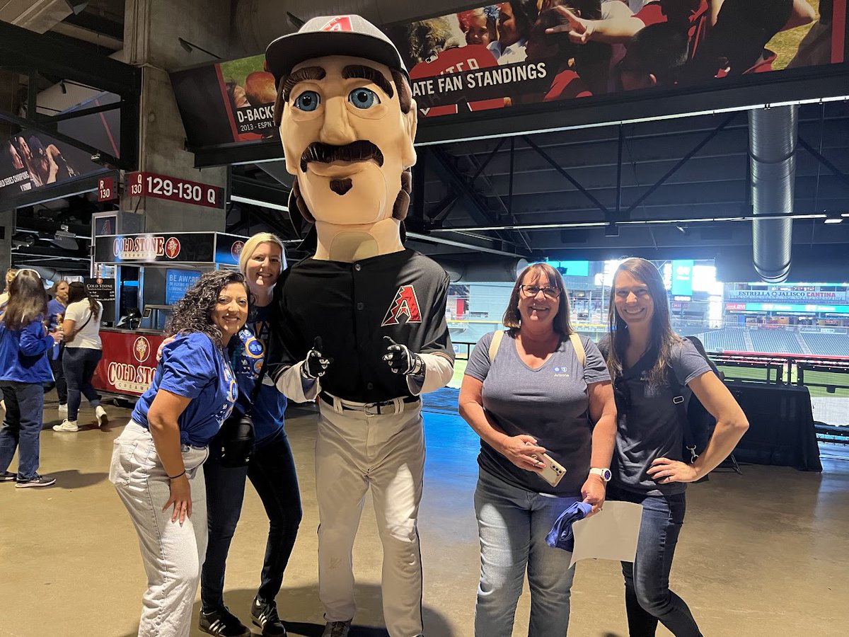 Celebrating amazing milestones and memories at AZ Blue's Town Hall and Employee Celebration! A home run of a day!⚾️✨💗 @dbacks