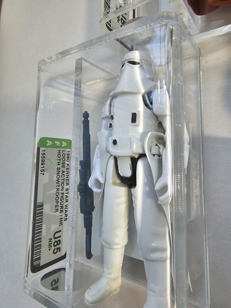 Are you a fan of the Hoth Snowtrooper design?

Star Wars AFA Graded Vintage Lot Obi-Wan, Hoth Snowtrooper, Bib Fortuna
🔗 ebay.com/itm/3153099031…
#RetroToys #eBay #Auction #Sponsored