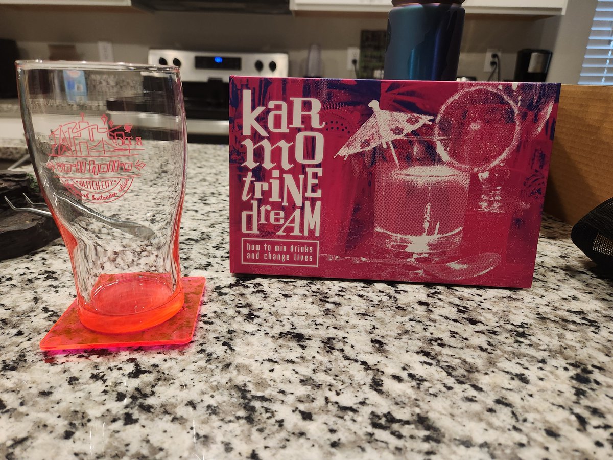 The va11-Hall-a glass and drink book came in!! #va11halla