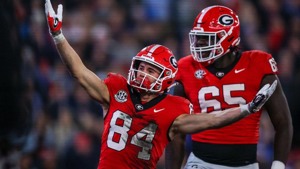 2024 NFL draft: Georgia wide receiver Ladd McConkey goes No. 34 overall to the Los Angeles Chargers ugawire.usatoday.com/2024/04/26/202…