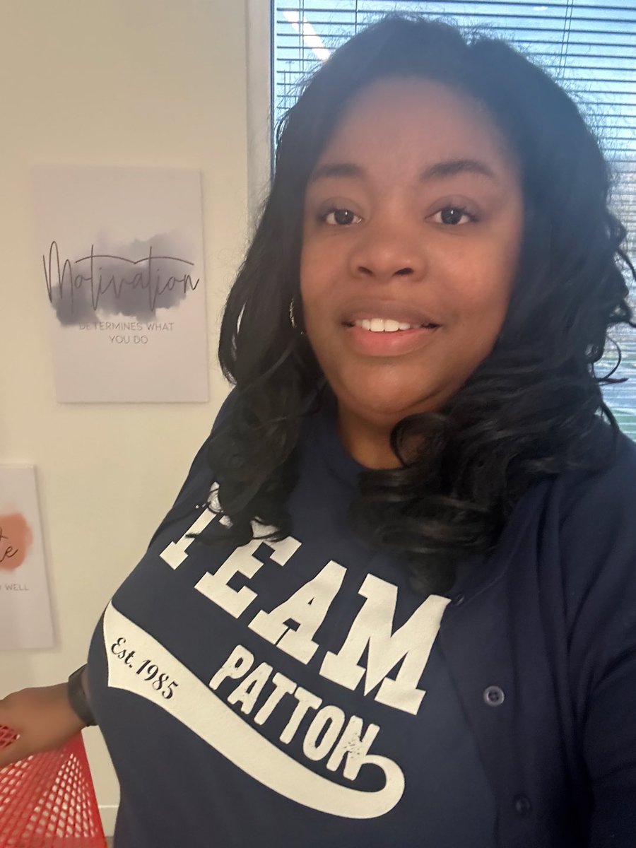 LaKesha_Drinks's tweet photo. Decided to put my school shirts back into the Friday rotation. First up is #TeamPatton. @Patton_Pioneers @SnowdenEducates @Elementary_AISD https://t.co/IeB4QNDhF4