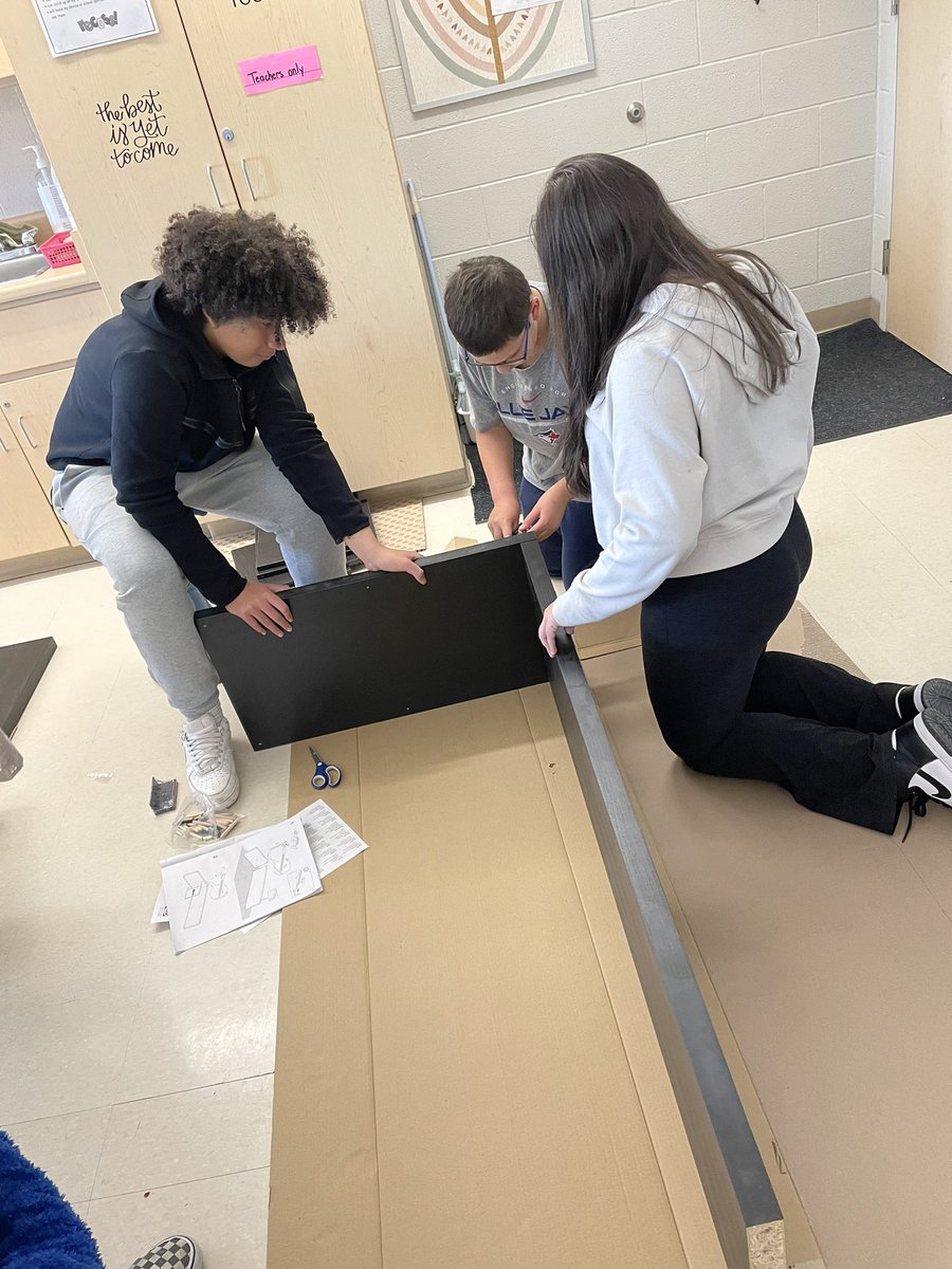 mrspilozzi's tweet image. This crew was so excited to build our new shelving unit. They learned about the purpose of dowels, the importance of rereading instructions and being patient. Loved witnessing  the truly remarkable  collaboration. @SJPIIOakville