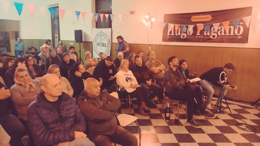 colodeisasi's tweet photo. ✌🏽 Bienvenida @Fetara_agrarios a la provincia y a nuestra @CTAABuenosAires.

 En el Club Argentino de #Luján participé del ciclo de charlas sobre trabajo agrario y cultura. Es fundamental la mirada soberana de la Federación sobre la producción agricola. https://t.co/MlpO005DFT