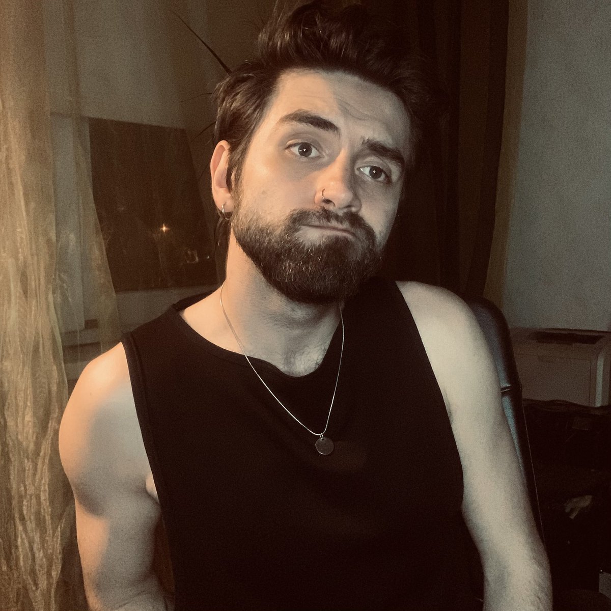 Дюшес tweet media