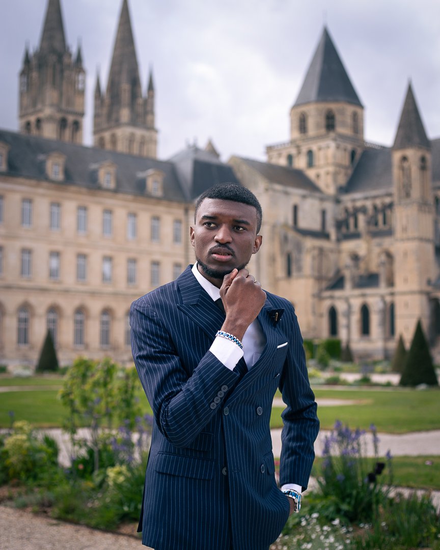 ChrisMayele_TF's tweet photo. 27 avril | April 27
Une année de plus, merci beaucoup à Dieu pour le souffle de vie.

Rien d'autre à dire.

Joyeux anniversaire à moi
Happy birthday to me

P.Triple Fire
Grand prêtre de Likonzinga

#Emeneya https://t.co/CBX0iLtOhg