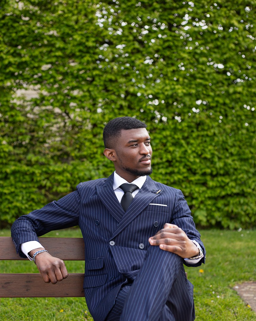 ChrisMayele_TF's tweet photo. 27 avril | April 27
Une année de plus, merci beaucoup à Dieu pour le souffle de vie.

Rien d'autre à dire.

Joyeux anniversaire à moi
Happy birthday to me

P.Triple Fire
Grand prêtre de Likonzinga

#Emeneya https://t.co/CBX0iLtOhg