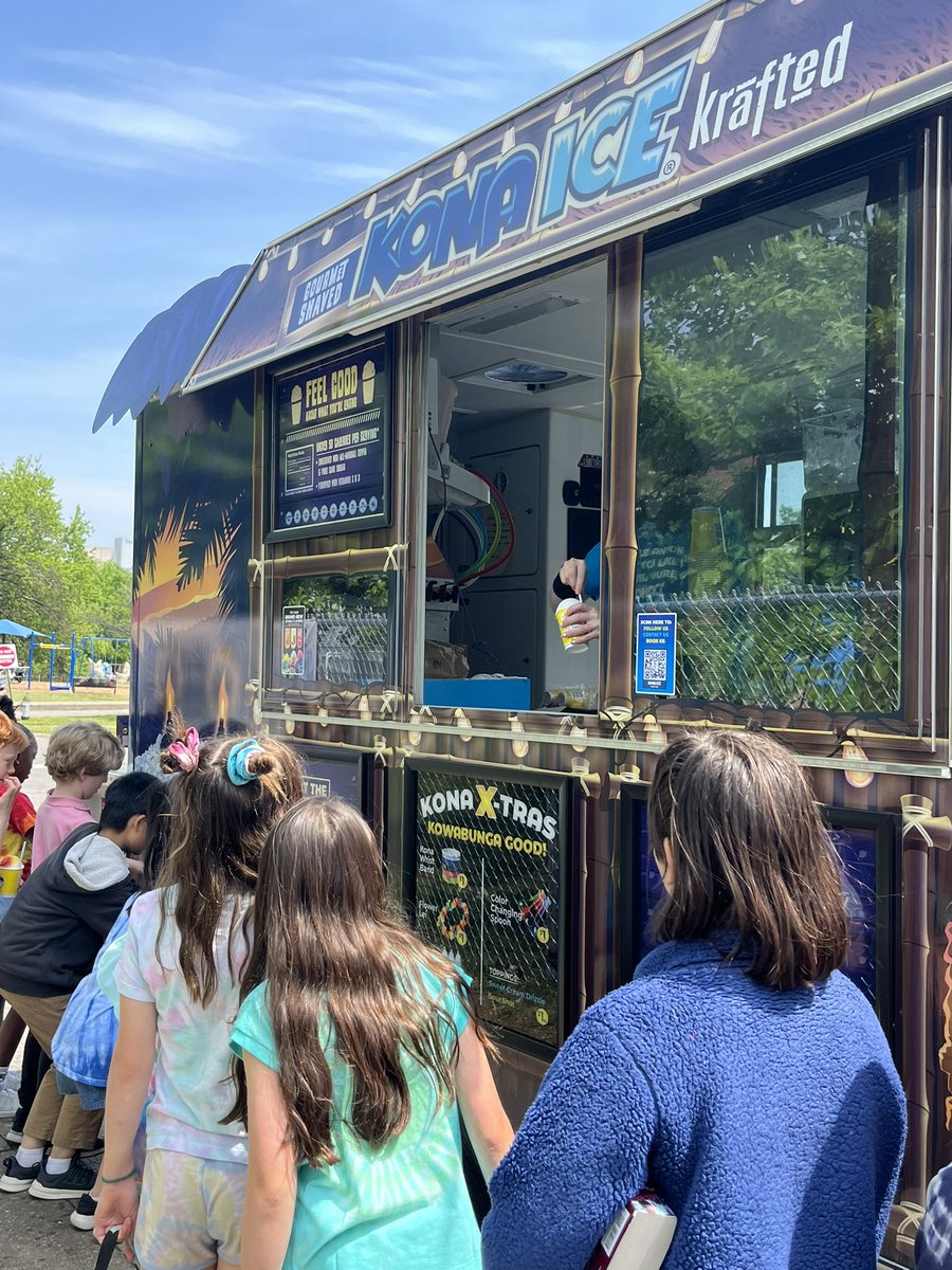 TCAP✅  Thanks to our generous @EakinPTO for the yummy <a href="/MusicCityKona/">Kona Ice Music City</a> treat for all students, faculty and staff. 🍧