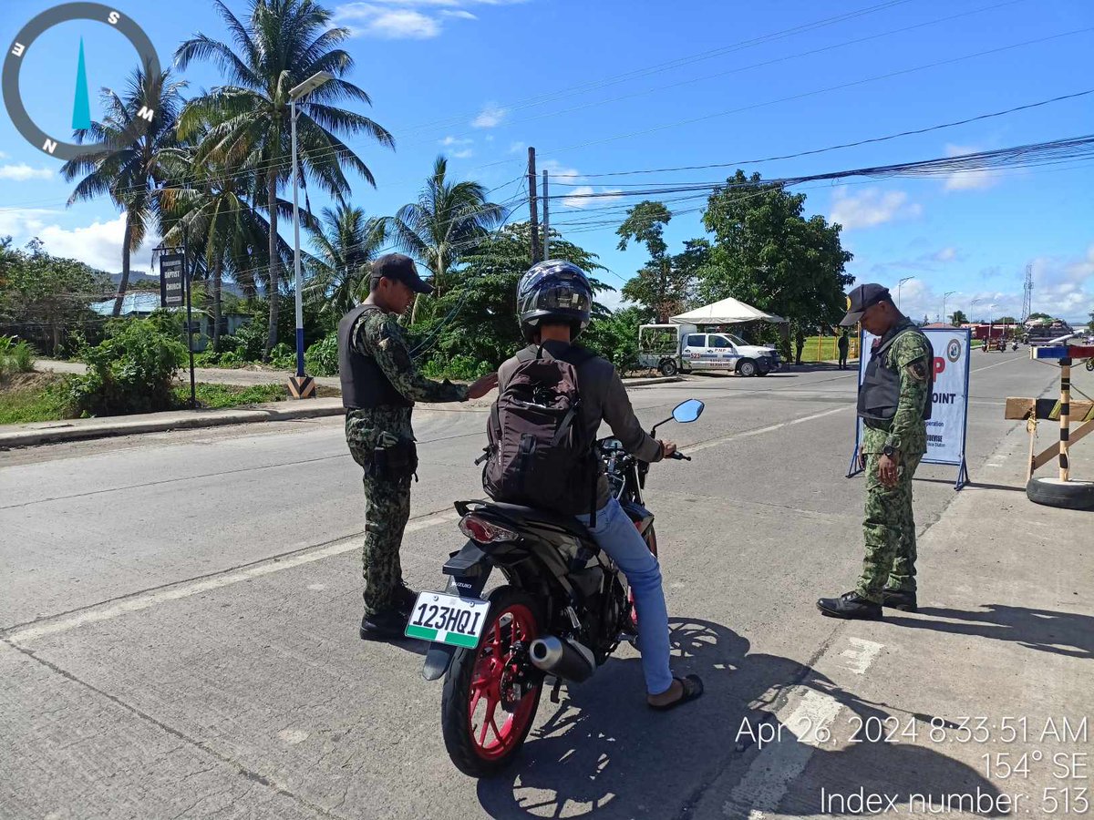 Under the supervision of PMAJ CHAMBERLINE B LUDEVISE, OIC, personnel of this station conducted Checkpoint in relation to SUMVAC 2024. Said activity was conducted in the area of responsibility, Naval, Biliran. 
#BagongPilipinas
#ToServeAndProtect 
#NavalMunicipalPoliceStation