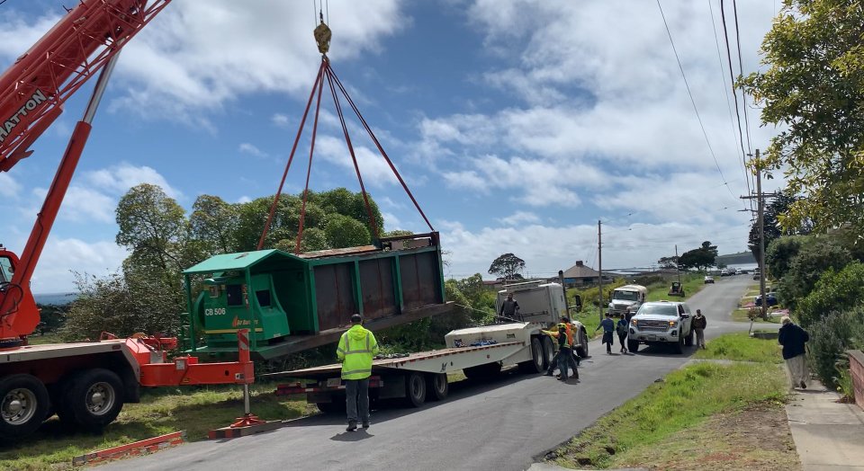 Air curtain burners arrive in El Granada today. Great collaboration btwn @SMCParks @CALFIRECZU @AirDistrict to dispose of downed trees left from fire fuel reduction work & winter storms in Quarry Park & Mirada Surf East w/ very little air emission. Project slated for 1-2 months.