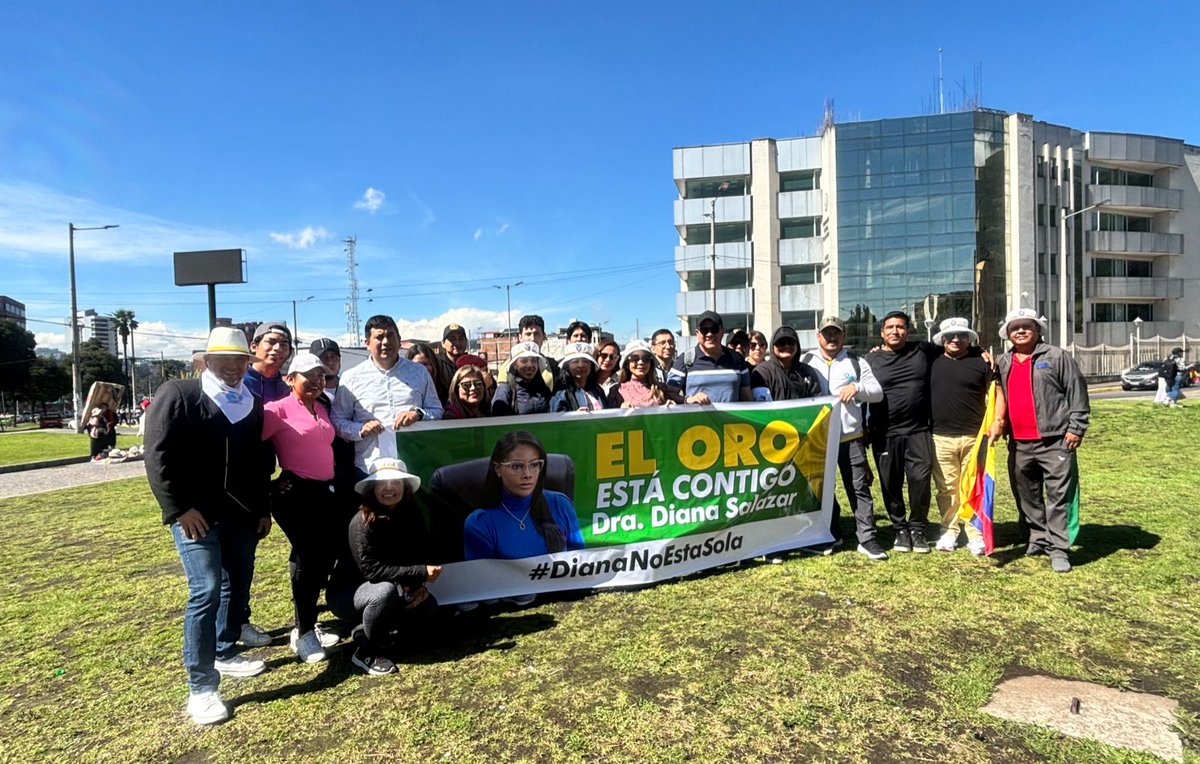 RafaelLitumaS's tweet photo. @DianaSalazarM2 Ahí estuvimos para respaldar su gestión de lucha contra la corrupción. EL ORO presente https://t.co/JNziFWTfp9