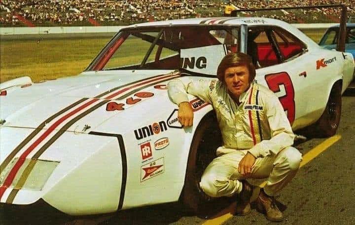 Fred Lorenzen At The 1970 National 500 In Charlotte Motor Speedway Along With His Dodge 😍🏎️

 #nascar #vintagenascar #nascarthrowback #nascarracing #motorsports #nascaroldschool #nascarhistory