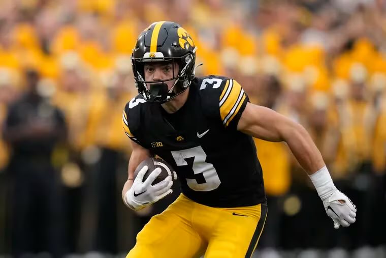 With 40th the pick in the NFL draft, the Philadelphia Eagles select COOPER DEJEAN UNIVERSITY OF IOWA‼️🙌