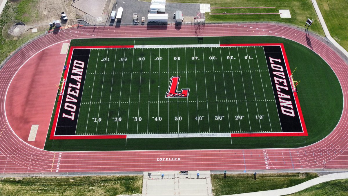 jdeaster11's tweet image. Just finished up this lovely  @FieldTurf Field for Loveland HS! 👊The “L” is on🔥!!! 🏈⚽️#leaveitallonthefield