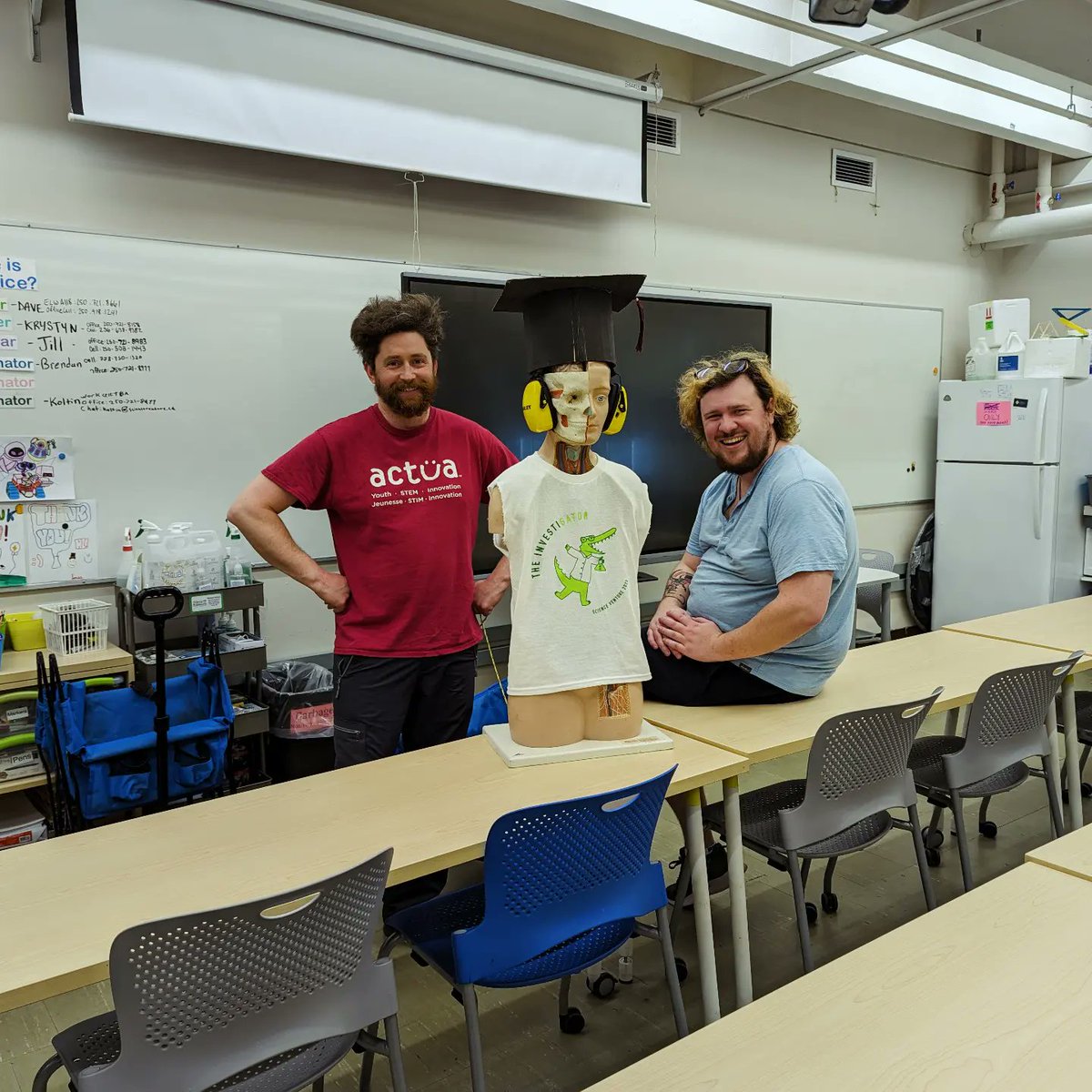 Science Venture (@scienceventure) on Twitter photo Getting ready to welcome our Summer 2024 "staph" team! Our Summer starts on Monday! <a href="/UVicECS/">UVic Engineering and Computer Science</a> <a href="/UVicScience/">UVic Science</a> @UVicEducation <a href="/ActuaCanada/">Actua</a> Getting ready to welcome our Summer 2024 "staph" team! Our Summer starts on Monday! <a href="/UVicECS/">UVic Engineering and Computer Science</a> <a href="/UVicScience/">UVic Science</a> @UVicEducation <a href="/ActuaCanada/">Actua</a>