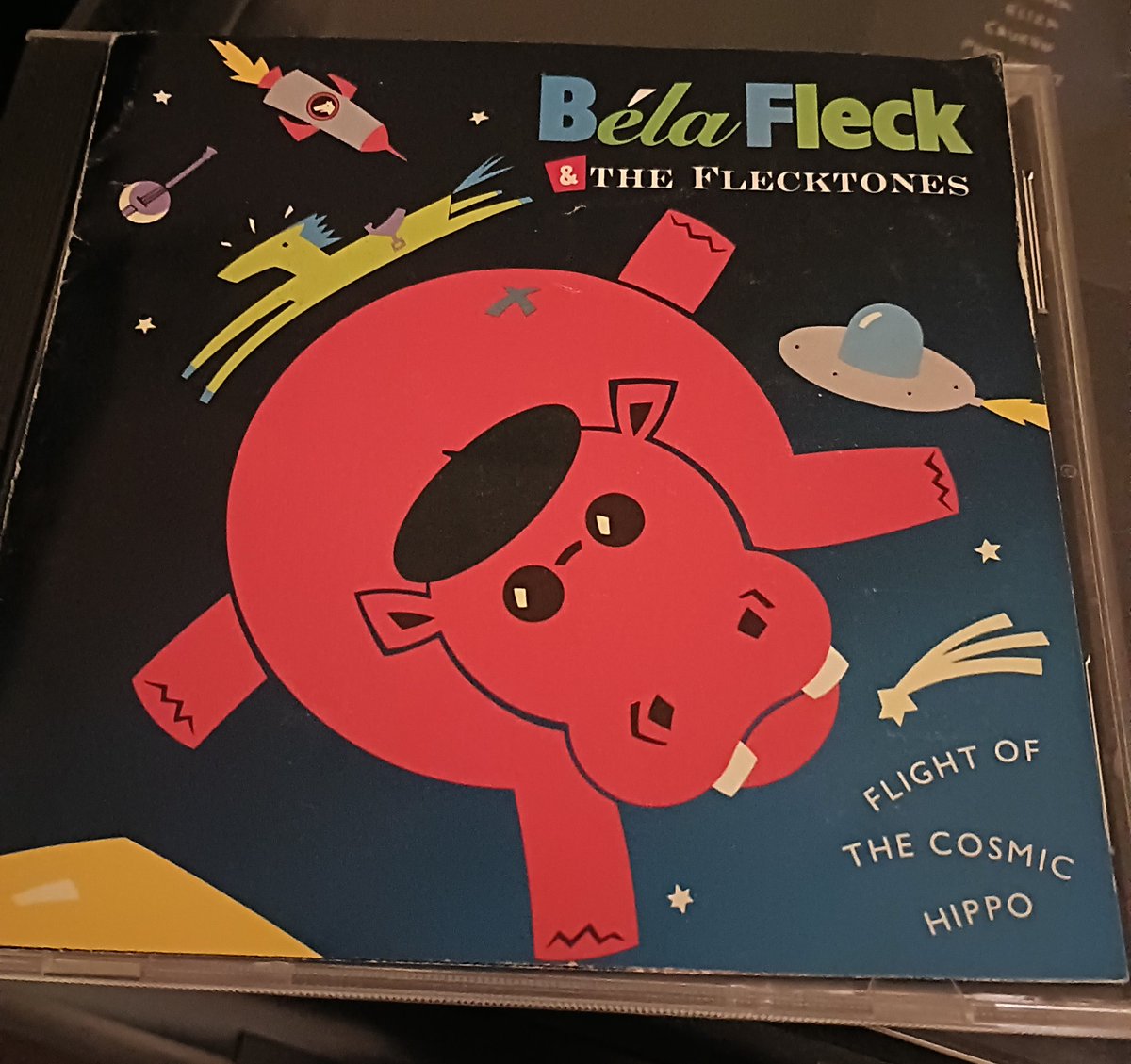 🎶 Bela Fleck & the Flecktones - Flight of the Cosmic Hippo (1991 warner bros) #dbMusic #nowplaying 

Thanks to the Charlottesville Jazz Society, Howard Levy (Flecktone mult-instrumentalist) is coming to #Cville May 7 with Howard Levy 4.