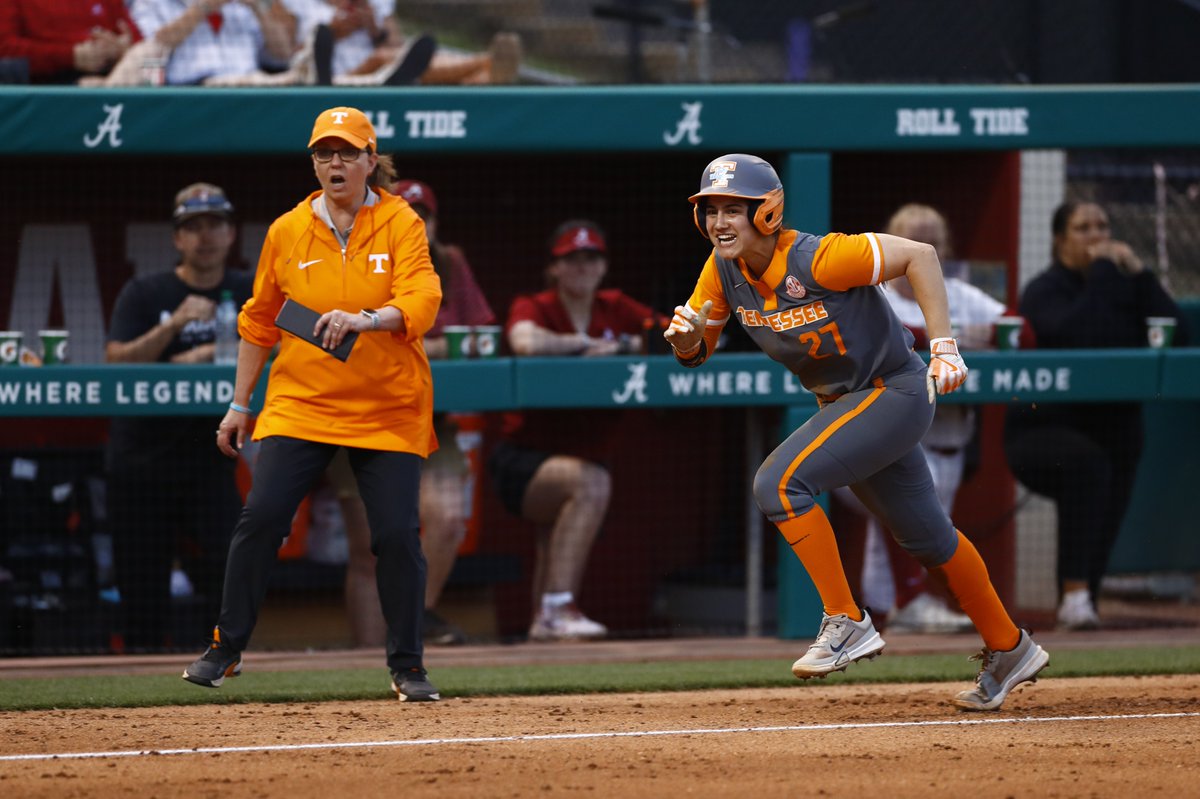 Vol_Softball tweet picture