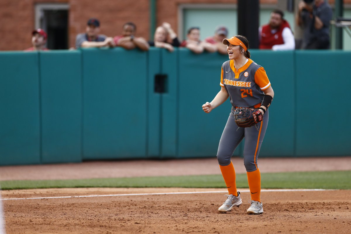 Vol_Softball tweet picture