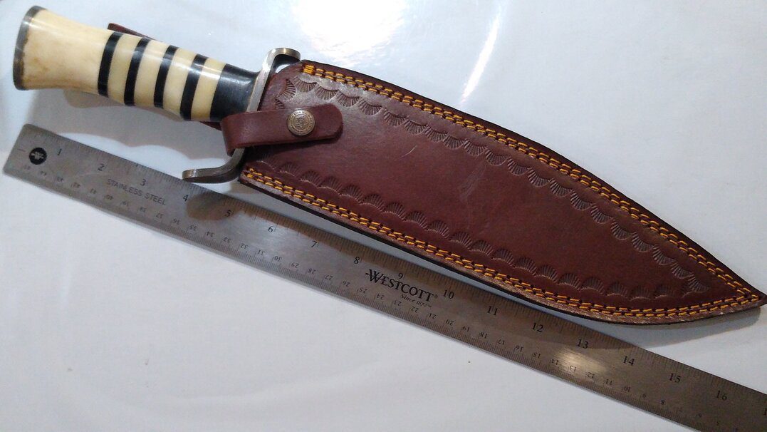 Handmade from TX, USA - Damascus 14' Fixed Blade Bowie knife with Damascus guard and butt cap. New Leather Belt Sheath, with that new leather smell.. =] [New-Unused]

 ~ Sale Price: $329.79 ~ 

 nostalgiaknives.com/home/shop/hand… 
#knives #knifelife #everydaycarry #pocketknife #kniv...