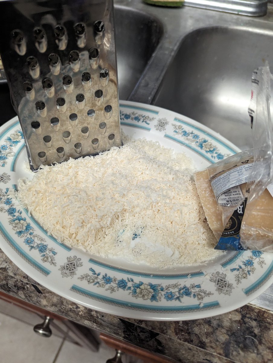 NotRayNarvaez's tweet image. This thing is so fun to use

Fettuccine Alfredo anyone?