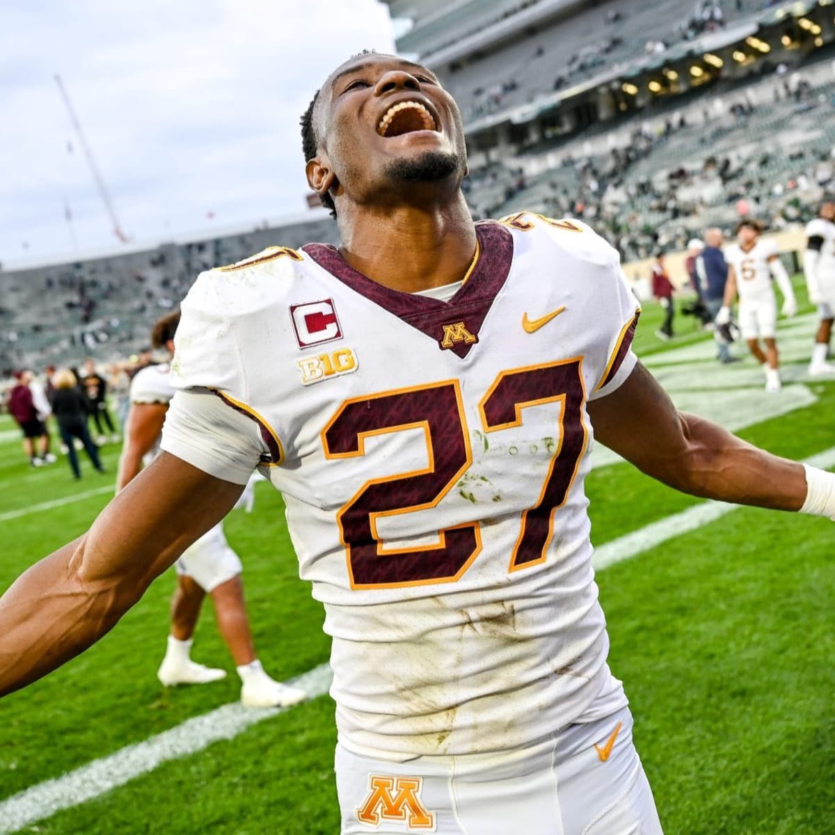 With the 47th Pick in the 2024 NFL Draft the New York Giants select…

TYLER NUBIN 〽️〽️〽️〽️

Nubin joins former Gopher John Michael-Schmitz in the Big Apple 🍎 

Best of luck Nubin, will forever be a Gopher legend