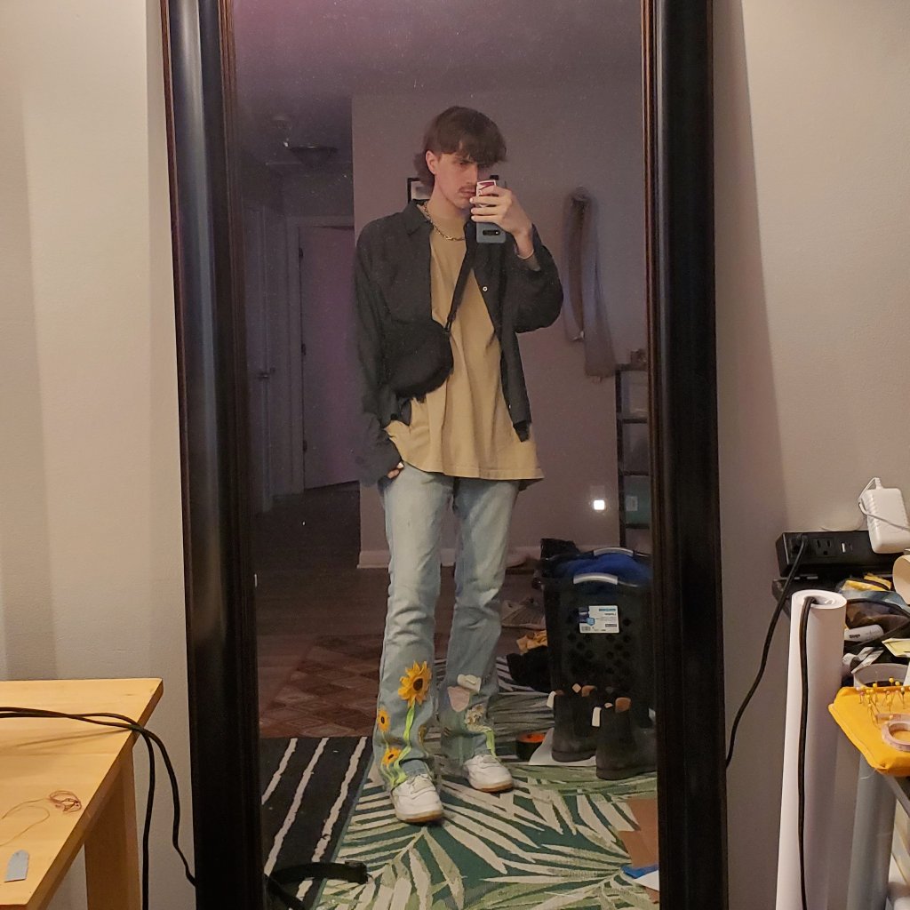 outfits even tho I'm always inside 😎😱