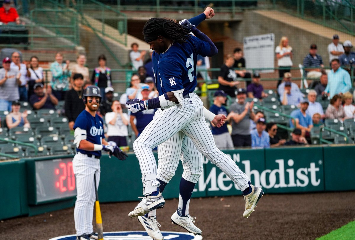 RiceBaseball tweet picture