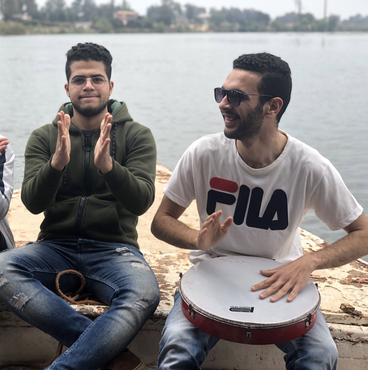 #الدكتور_محمد_أحمد_الحناوي
حناوي اكتر شخص شوفته في حياتي محب للحياه ولعمل الخير وديماً كل تفكيره ازاي يسعد اللي حواليه ويسيب في نفوسهم اثر كويس.
والله العظيم حناوي بريء وعمره ما كان بني آدم مؤذي 
انا متأكد ان ربنا هيعدي منها شّده وتزول يا صحبي