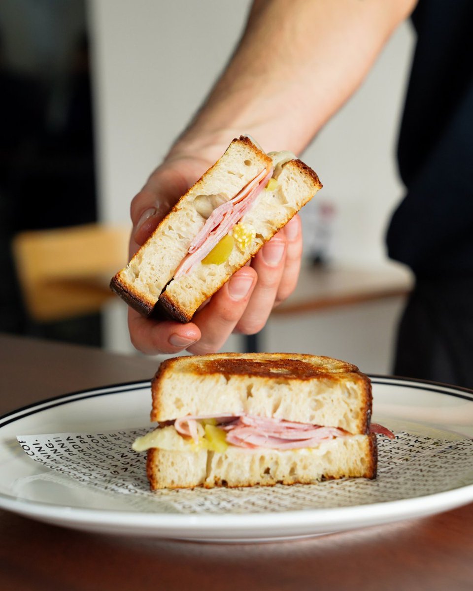 AdelaideSocials's tweet photo. From Instagram-worthy sandwich shots that make mouths water to enticing descriptions that bring out the richness of each bite, we'll create a digital feast that lures in customers! 🥪📷 

 #InstagramShots #Cafe #SocialMedia https://t.co/OTN9Fec9xC