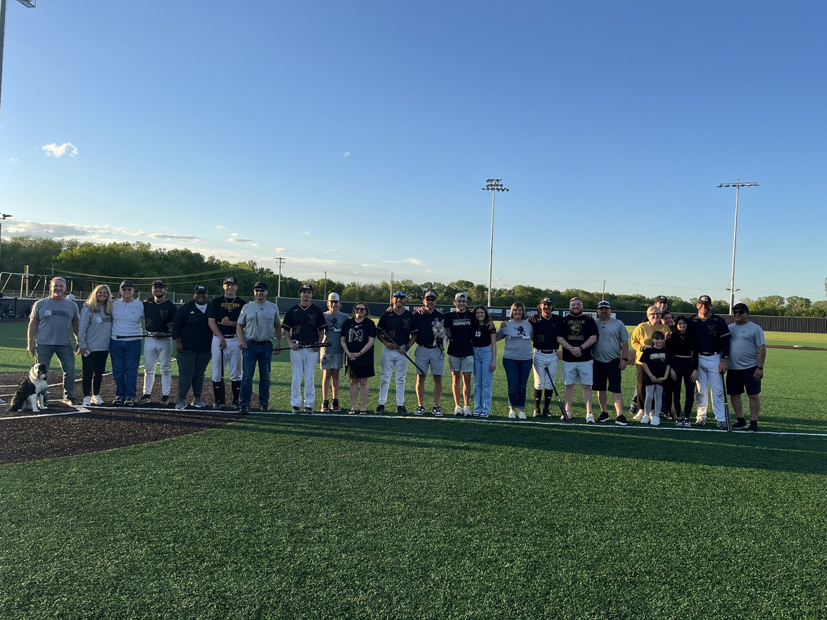 2024 @ESUBaseball Seniors and their families being recognized between games of the DH against Newman at the Trusler Sports Complex. #StingersUp