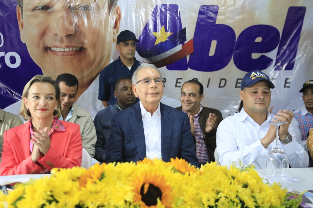 Danilo Medina:”El Gobierno quisiera que la gente no vote, pero la gente sí votará” dlvr.it/T64MjZ #NDigital